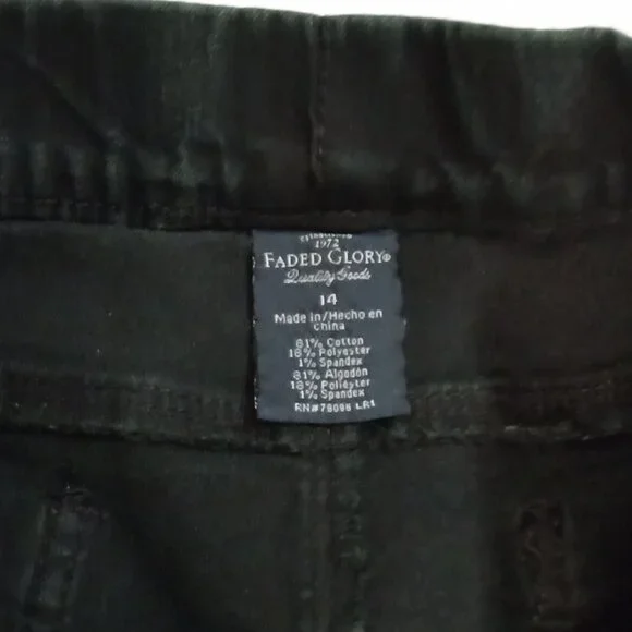 Faded Glory Women's 3 Pocket, Stretch Denim Jeans (Size 14) Color: Black Denim - Picture 8 of 8